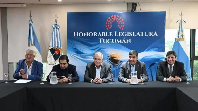 818x460_260318142430_33120