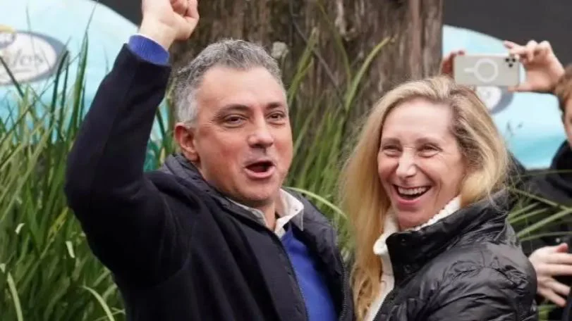 Sebastian-Pareja-y-Karina-Milei