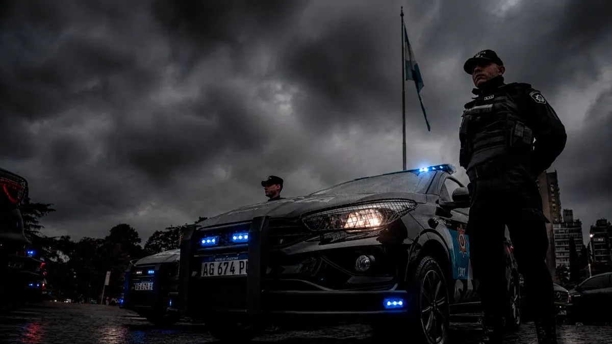 policias