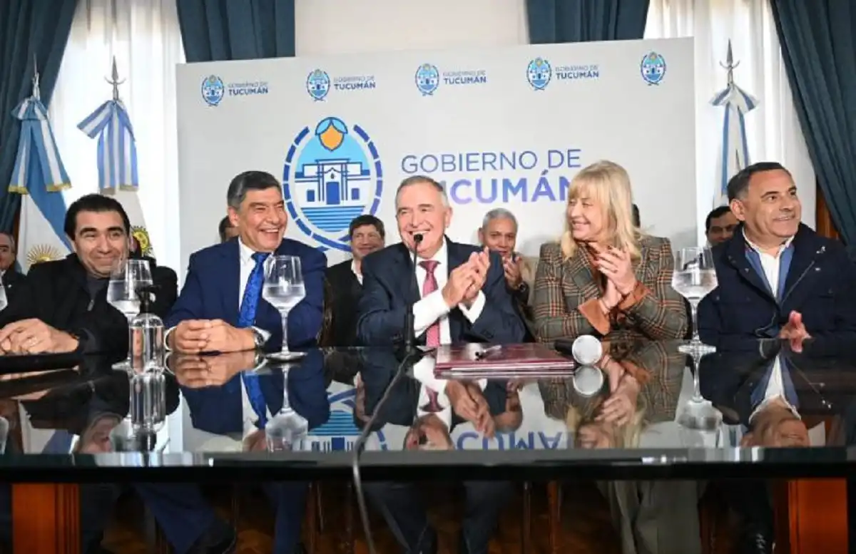 1200x777_jaldo-se-mostro-sonriente-buen-humor-conferencia-prensa-comunicacin-pblica-1147211-130510