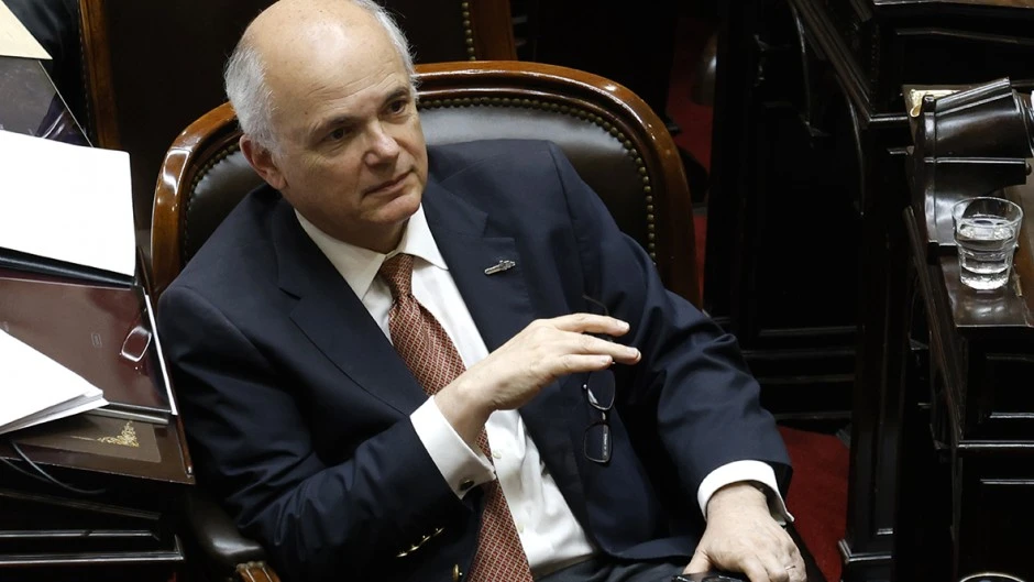 69437da9bfb89_940_529!