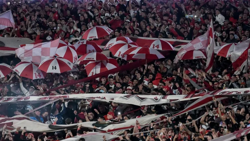 hinchas-monumental_862x485