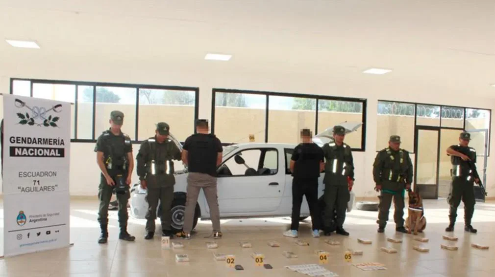 1010x567_santiaguenos-detenidos-cocaina-550576-063826