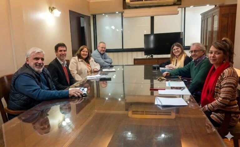 APOYAMOS-AL-SECTOR-CIENTIFICO-Y-DE-INVESTIGACION-DE-LA-PROVINCIA-768x471