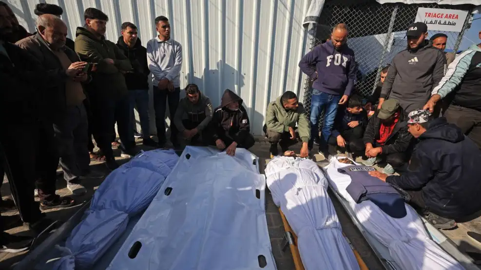 siete-personas-murieron-victimas-de-unos-ataques-israelies-en-el-centro-de-la-franja-de-gaza-11042026-2218793