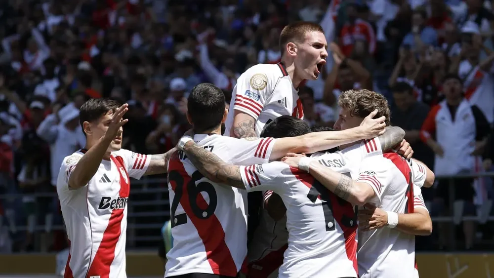 resumen-del-partido-river-3-1-red-urawa-red-diamondt_1440x810