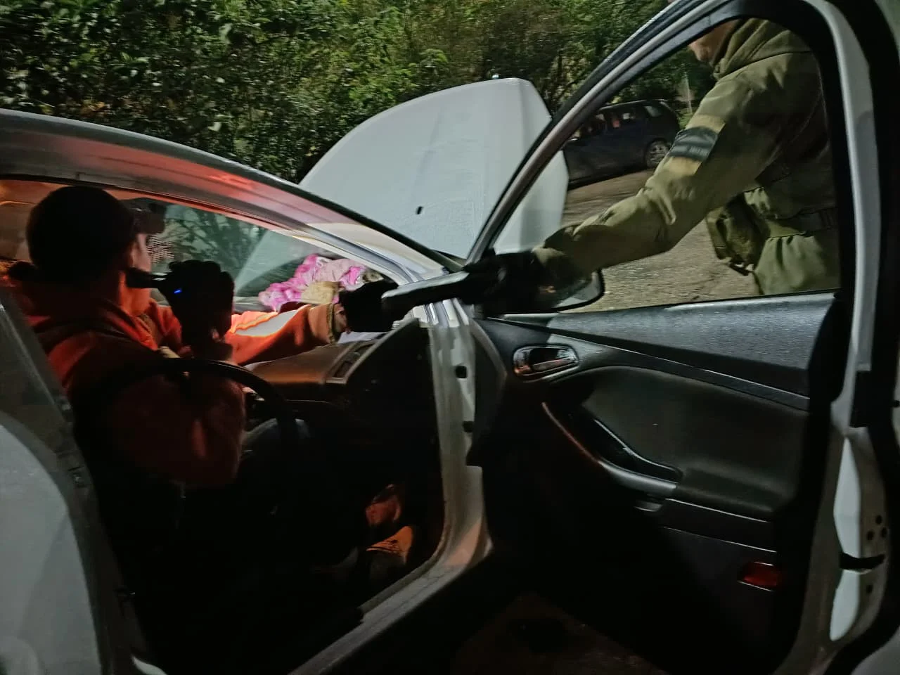 acondiciono_53_kilos_de_cocaina_dentro_del_torpedo_de_un_auto_6_2