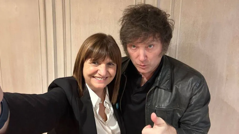 20231208-milei-bullrich-y-bolsonaro-1715169