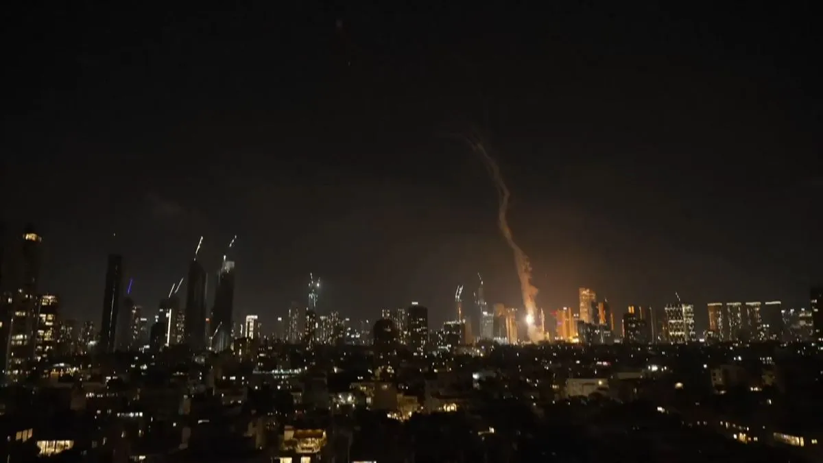 20250613203851_israel-tel-aviv-ataque-iran_amp_w1200