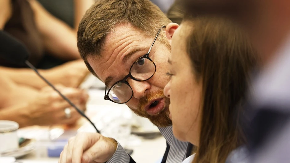 69acb4003cf95_940_529!